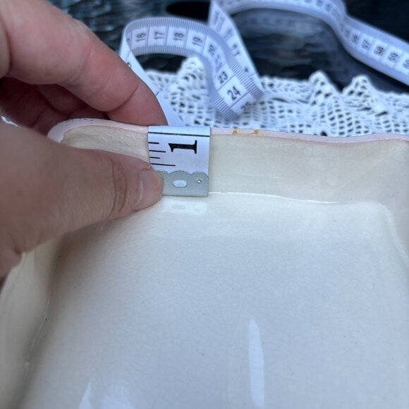 Vintage Lefton Trinket Box Soft Pink and Gold Glazed Ceramic Jewelry Box - Picture 11 of 14